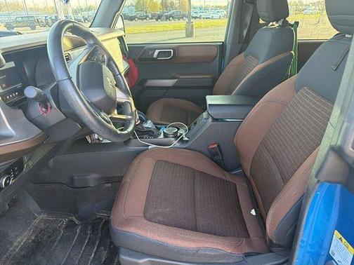 Velocity Blue Metallic 2023 Ford Bronco Outer Banks