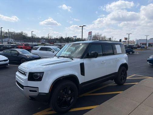 Fuji White 2025 Land Rover Defender 110 P300