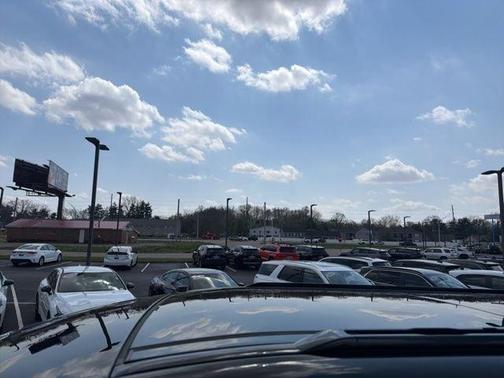 Fuji White 2025 Land Rover Defender 110 P300