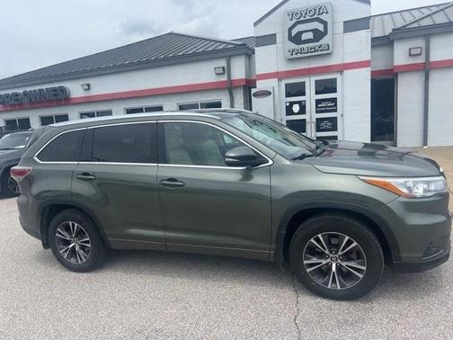 2016 Toyota Highlander XLE