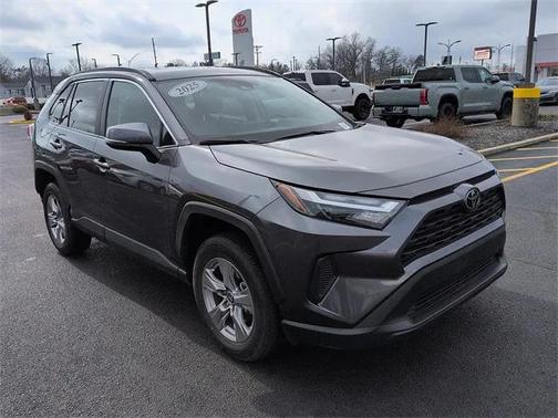 2025 Toyota RAV4 XLE