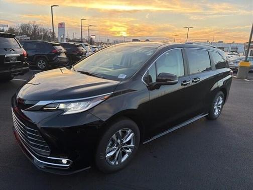2026 Toyota Sienna Limited