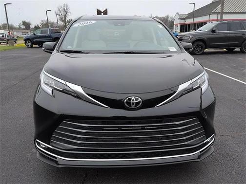 2026 Toyota Sienna Limited