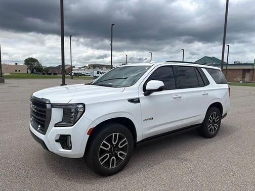 Summit White 2021 GMC Yukon 4WD AT4