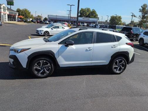 Crystal White Pearl 2024 Subaru Crosstrek Premium