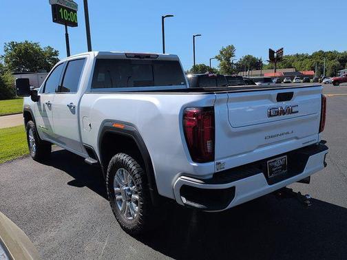 White Frost Tricoat 2022 GMC Sierra 3500 Denali