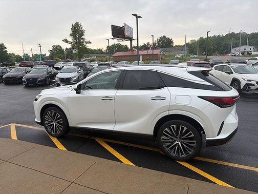 Eminent White Pearl 2023 Lexus RX 350 Premium Plus