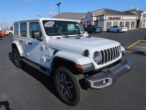 2024 Jeep Wrangler 4-Door Sahara 4x4