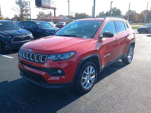 2024 Jeep Compass Latitude Lux