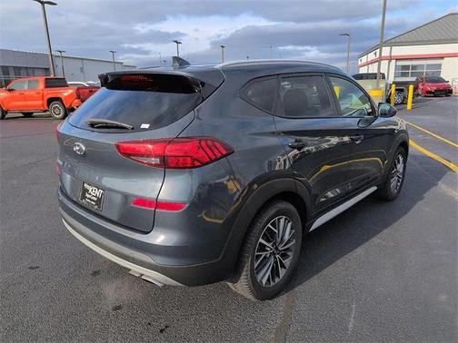 2019 Hyundai TUCSON SE