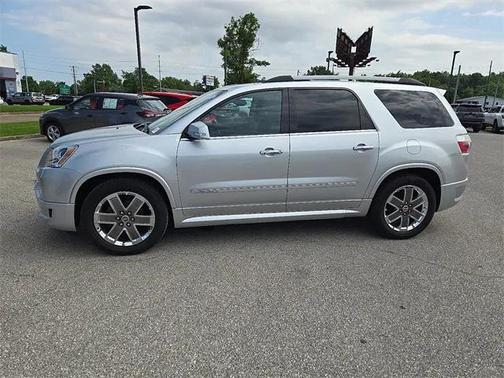 2011 GMC Acadia Denali