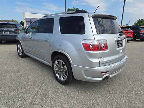 2011 GMC Acadia Denali