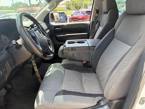 Super White 2014 Toyota Tundra SR