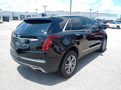 2021 Cadillac XT5 Premium Luxury