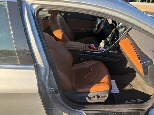 2020 Toyota Avalon Hybrid Limited