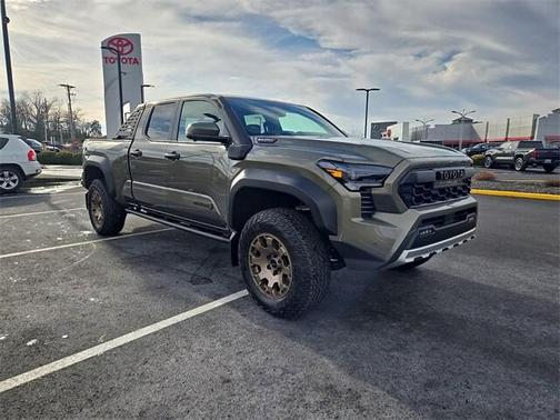2026 Toyota Tacoma Hybrid Trailhunter