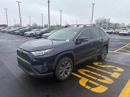 2022 Toyota RAV4 Hybrid XLE Premium