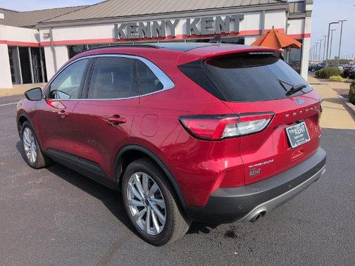 Rapid Red Metallic Tinted Clearcoat 2022 Ford Escape Titanium