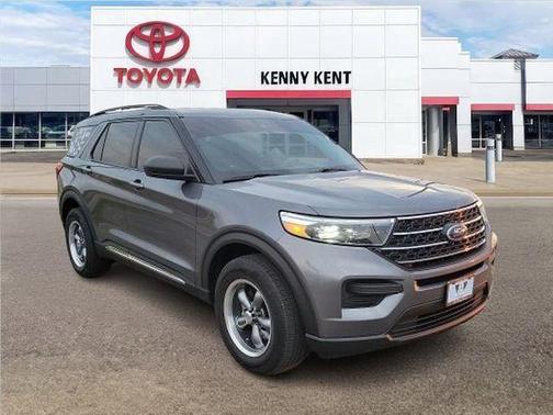 Carbonized Gray Metallic 2022 Ford Explorer XLT