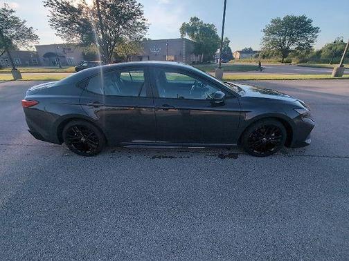 Underground 2025 Toyota Camry SE
