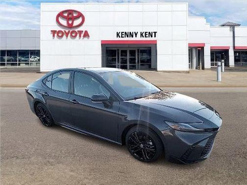 Underground 2025 Toyota Camry SE