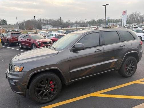 2017 Jeep Grand Cherokee Altitude