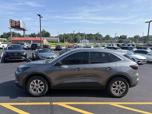 Carbonized Gray Metallic 2024 Ford Escape Active