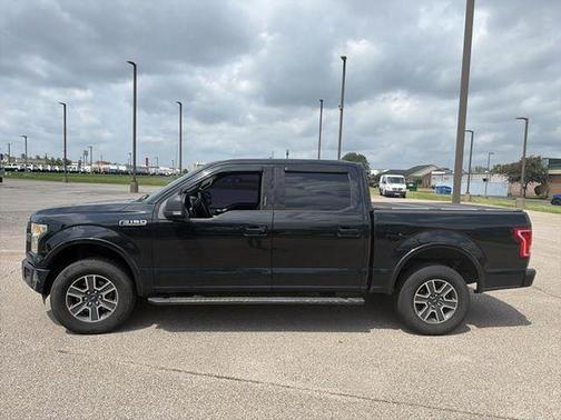 Ruby Red Metallic Tinted Clearcoat 2016 Ford F-150 XLT