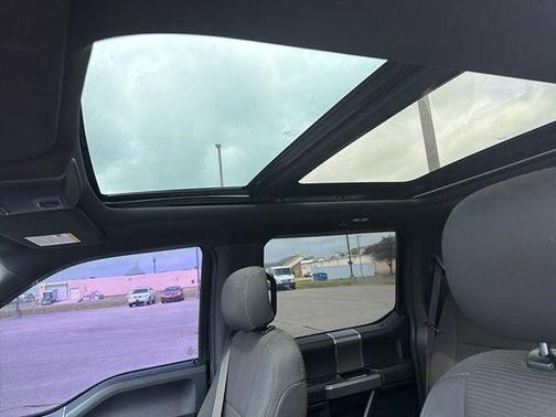 Ruby Red Metallic Tinted Clearcoat 2016 Ford F-150 XLT