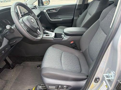 Silver Sky 2025 Toyota RAV4 XLE