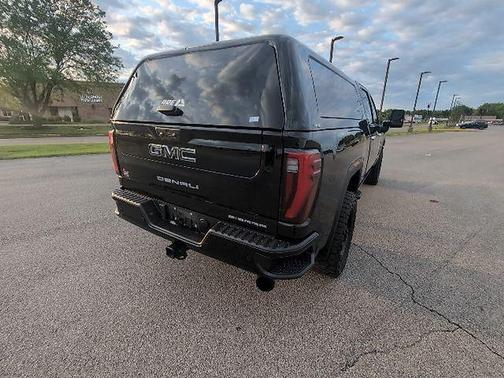 Onyx Black 2024 GMC Sierra 2500 Denali Ultimate