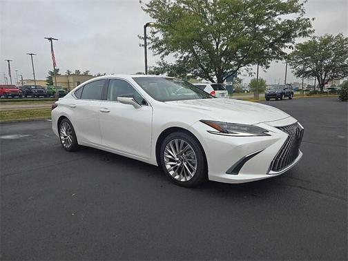 2023 Lexus ES 300h Luxury