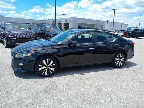 2021 Nissan Altima 2.5 SV