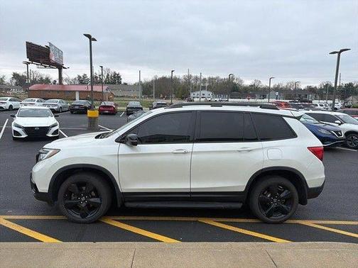 White Diamond Pearl 2019 Honda Passport Elite