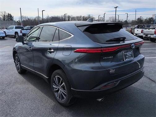 2022 Toyota Venza LE