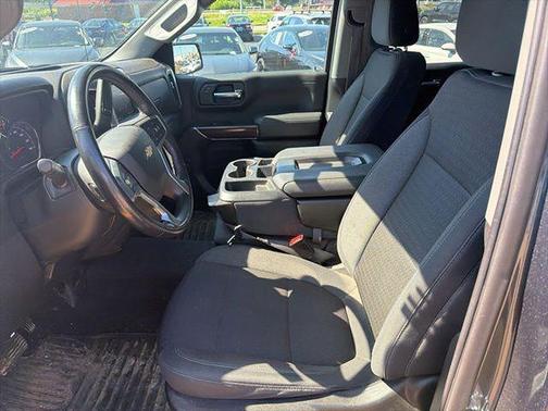Shadow Gray Metallic 2021 Chevrolet Silverado 1500 LT
