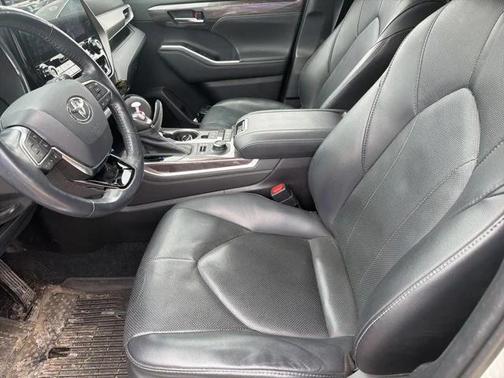 2020 Toyota Highlander Limited