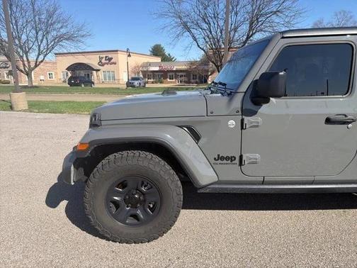 2021 Jeep Gladiator Sport S