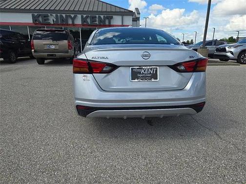 2023 Nissan Altima 2.5 SV
