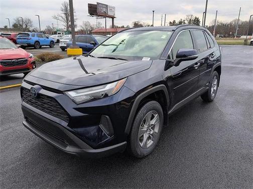 2022 Toyota RAV4 Hybrid XLE