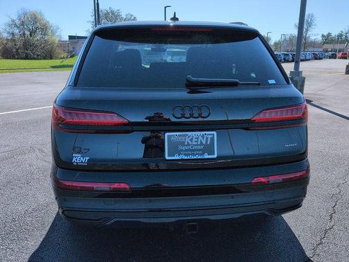 2024 Audi Q7 55 Premium Plus