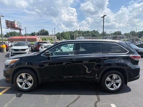 Attitude Black 2015 Toyota Highlander Limited Platinum