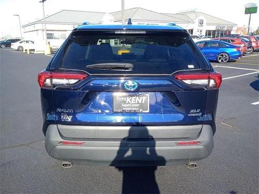 2022 Toyota RAV4 Hybrid XLE