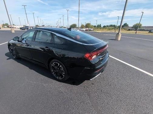 2024 Kia K5 GT-Line