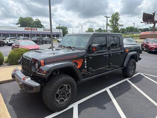 Black Clearcoat 2023 Jeep Gladiator Mojave 4x4