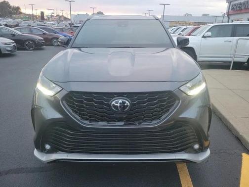 2022 Toyota Highlander XSE
