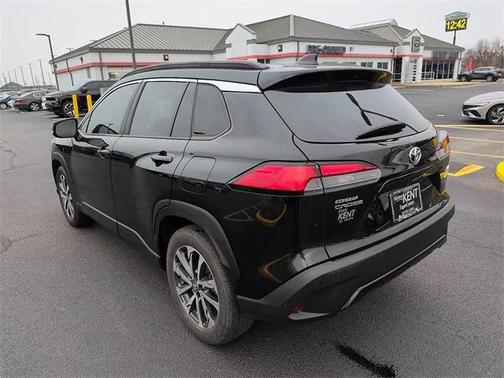 2022 Toyota Corolla Cross XLE
