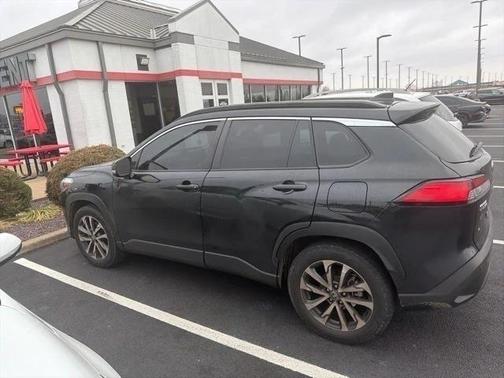 2022 Toyota Corolla Cross XLE