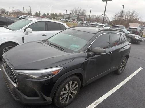 2022 Toyota Corolla Cross XLE