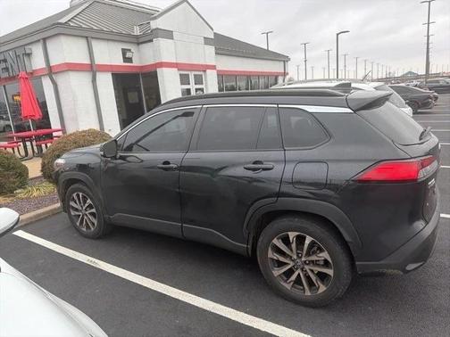 2022 Toyota Corolla Cross XLE